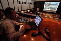 Nantinya rute Jakarta Monorel sepanjang 30 km ini terdiri dari rute Jalur Hijau 14,5 km (Kuningan - Dukuh Atas - Pejompongan - Senayan - Gatot Subroto - SCBD), dan Jalur Biru 15,5 km (Kampung Melayu - Tebet - Casablanca - Tanah Abang - Mall Taman Anggrek).