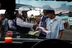 Angkot di Terminal Senen Dirazia