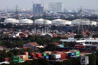 Penambahan RTH tersebut juga untuk menekan tingkat polusi udara.