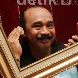 Komedian Opie Kumis Merambah Film Horor