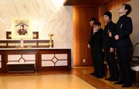 Yoon Taek sudah sejak lama menderita kanker perut. (AFP)