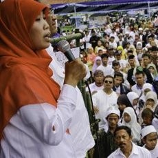 Netty: Saya akan Siapkan Peti Mati Buat Kang Aher Jika Korupsi