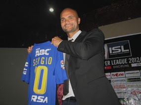 Sergio van Dijk di Persib Sampai Pensiun?