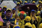 Karyawan Indosat Demo di Bundaran HI