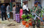 Memberantas Uang Tak Layak di Papua