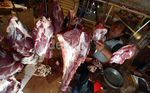 Di Pasar Klender, Harga Ayam Melonjak