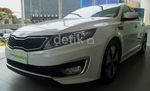 KIA Pamerkan Optima Hybrid di Sunter
