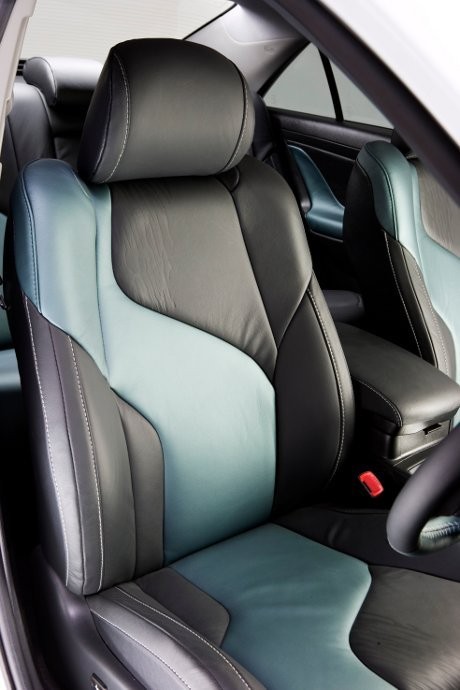 Toyota Tertangkap Pakai Kulit Palsu di Interiornya