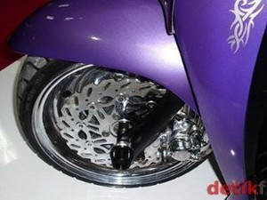 Bisnis Ban Motor Kian Seksi