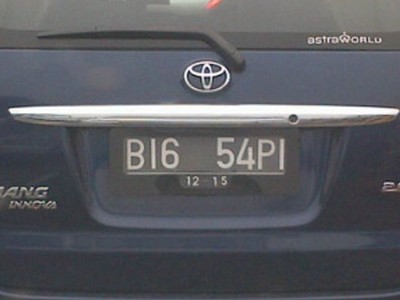 Nomor Polisi Aneh