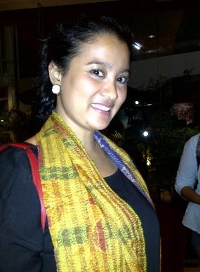 Marcella Zalianty Rayakan Valentine dengan Nonton Film