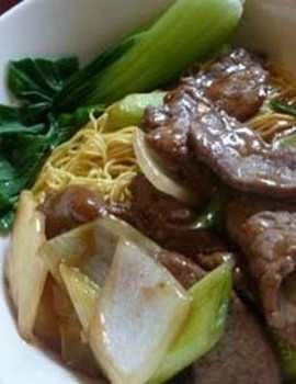 Slruup, Kenyal Gurih Mi Godog Jawa dan Mi Ayam Bangka