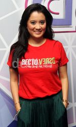 Senyum Manis Marcella Zalianty