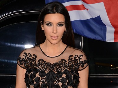 Hamil, Kim Kardashian Makin Cantik