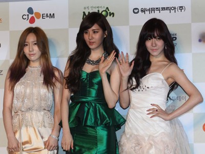 Keanggunan TaeTiSeo SNSD di Red Carpet