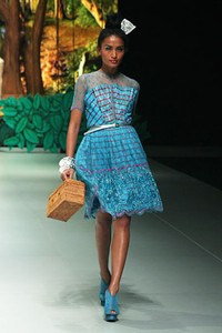 Jakarta, Indonesia - 14 Februari 2013. Ivan Gunawan Tenun Mandar. Indonesia Fashion Week 2013 at Jakarta Convention Center. Jakarta. [Foto: Mohammad Abduh/Wolipop]