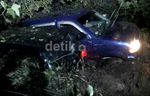Jalan Lintas Sumatera Tertimbun Longsor