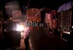 Jalan Lintas Sumatera Tertimbun Longsor