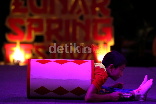 Sirkus Semarakkan Imlek