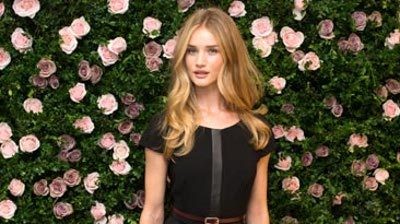 Rosie Huntington-Whiteley Pamer Foto Topless