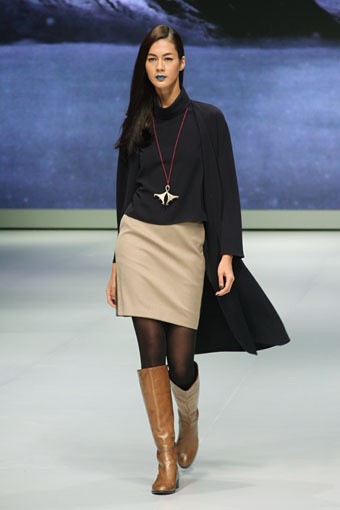 Jakarta, Indonesia - 14 Februari. KRATON by Auguste SoesastroAutumn Winter 2013 - 2014. Indonesia Fashion Week 2013 at Jakarta Convention Center. 14 Februari 2013. Jakarta. [Foto: Mohammad Abduh/Wolipop]