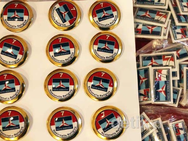 Pernak-pernik Partai di Rapimnas Demokrat
