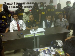 Perempuan Asal Parepare Ditangkap Bawa 300 Gram Sabu dari Malaysia