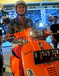 Sekitar 300 pecinta Vespa hadir dalam acara tersebut.