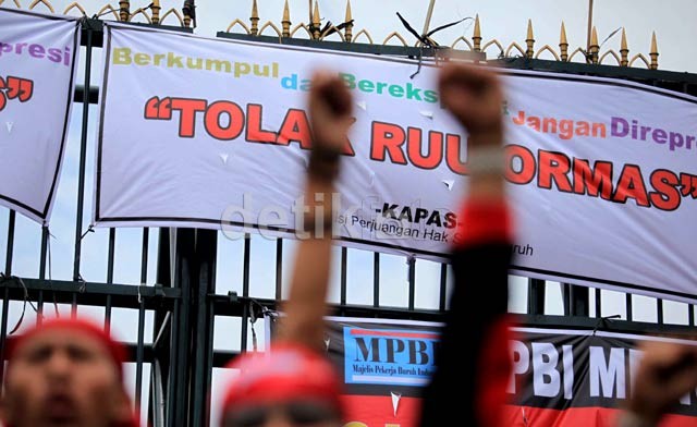 Akan Undangkan RUU Ormas, DPR Didemo