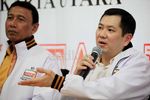 Hasil Survei Naik, Hanura Senang