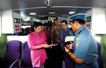 Ani Yudhoyono Resmikan Kapal Pintar