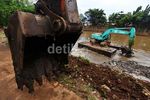 Cegah Banjir, Kali Ciliwung Dikeruk