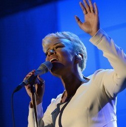 Mumford & Sons dan Emeli Sande Bertarung di Brit Awards 2013