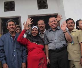Mak Yati Bertekad Menghabiskan Sisa Hidupnya di Pasuruan