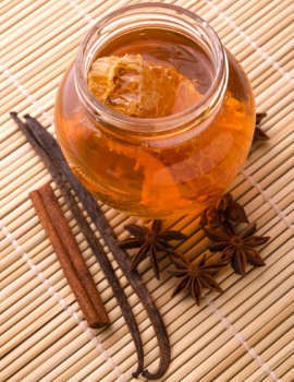 Vanili dan Madu Ampuh Memicu Gairah Seks Wanita