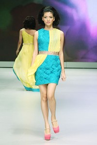 Jakarta, Indonesia - 14 Februari 2013. Blossoms by Jeanny Ang Couture Spring/Summer Collection 2013. Indonesia Fashion Week 2013 at Jakarta Convention Center. Senayan. Jakarta. [Foto: Mohammad Abduh/Wolipop]