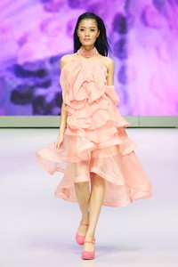 Jakarta, Indonesia - 14 Februari 2013. Blossoms by Jeanny Ang Couture Spring/Summer Collection 2013. Indonesia Fashion Week 2013 at Jakarta Convention Center. Senayan. Jakarta. [Foto: Mohammad Abduh/Wolipop]