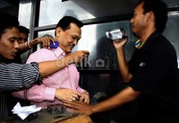 Didik enggan menjelaskan apa saja pertanyaan yang diajukan penyidik. Ramses/detikFoto.