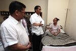 Jokowi Jenguk Ibunda Bayi Dara