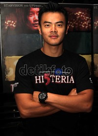 5 Aktor Indonesia Tampan Bermata Sipit