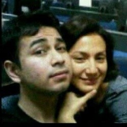 Foto Ini Jadi Bukti (Lagi) Kemesraan Raffi Ahmad & Wanda Hamidah