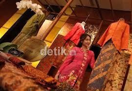Ini Tanggapan Pedagang dan Pembeli Soal Batik China