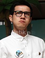 Si Baby Face Herjunot Ali