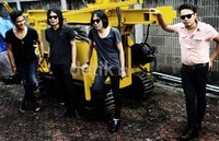 Nantinya DVD perjalanan mereka akan dimasukan dalam boxset album terbaru mereka yang rencananya akan rilis akhir tahun ini.