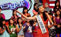 Ia pun turut memeriahkan acara DahSyat. Gusmun/detikFoto.