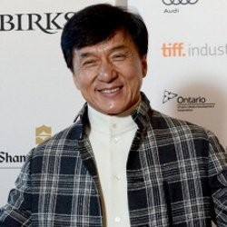 Grup KPop Jackie Chan Akan Aktif di Korea dan China