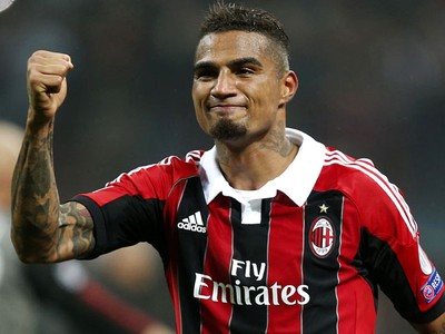 Milan Bekuk Barca 2-0