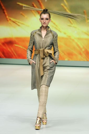 Jakarta, Indonesia - 14 Februari, Balijava by Denny Wirawan Poetique de Savane Collection 2013. Indonesia Fashion Week 2013 at Jakarta Convention Center. Senayan. Jakarta. [Foto: Mohammad Abduh/Wolipop]