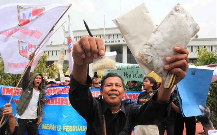 Usut Dugaan Manipulasi Pembatalan Vonis Mati Gembong Narkoba Hillary!