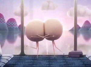 Tak Pakai Model Wanita Seksi, Iklan Underwear Ini Tetap Provokatif